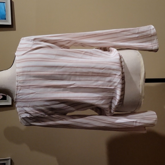 Molly Green Shirt - Picture 5 of 6